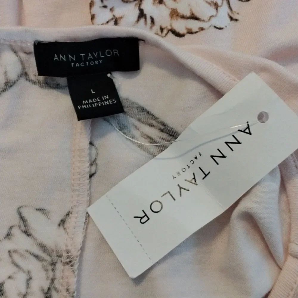 NWT Ann Taylor Factory Knit Top - Picture 8 of 9